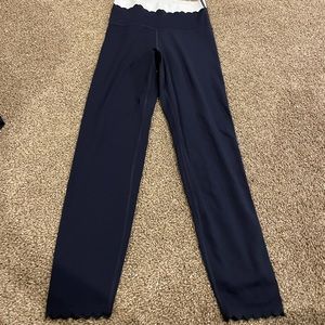 Navy scalloped aerie high rise leggings